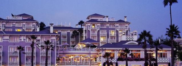 hotels that blacklist linsay lohan