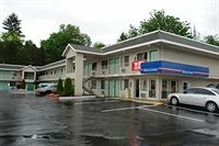 Motel 6 Seattle Airport logo