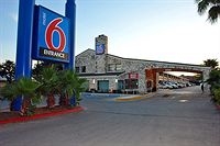 Motel 6 San Antonio Downtown - Market Square