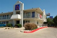 Motel 6 San Antonio - Fiesta