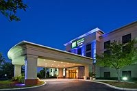 Holiday Inn Express Hotel & Suites Tampa-Anderson Rd/Veteran